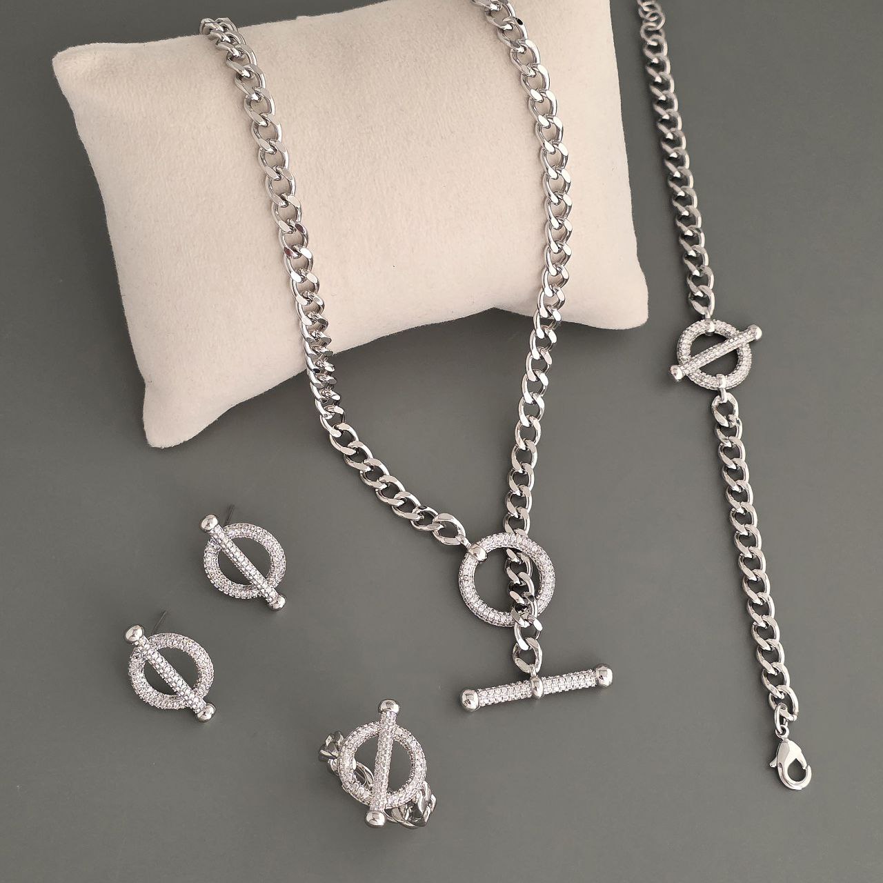 سرویس بدلیجات زنانه کارتیر