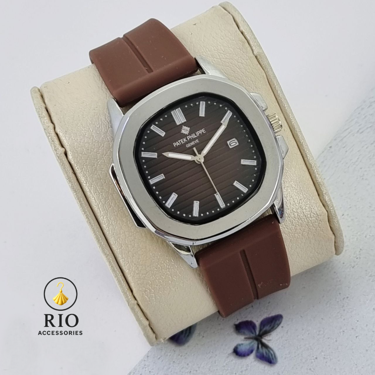 ساعت مچی اسپرت Patek Philippe مدل Aquanaut با بند رابر – لوکس و مدرن