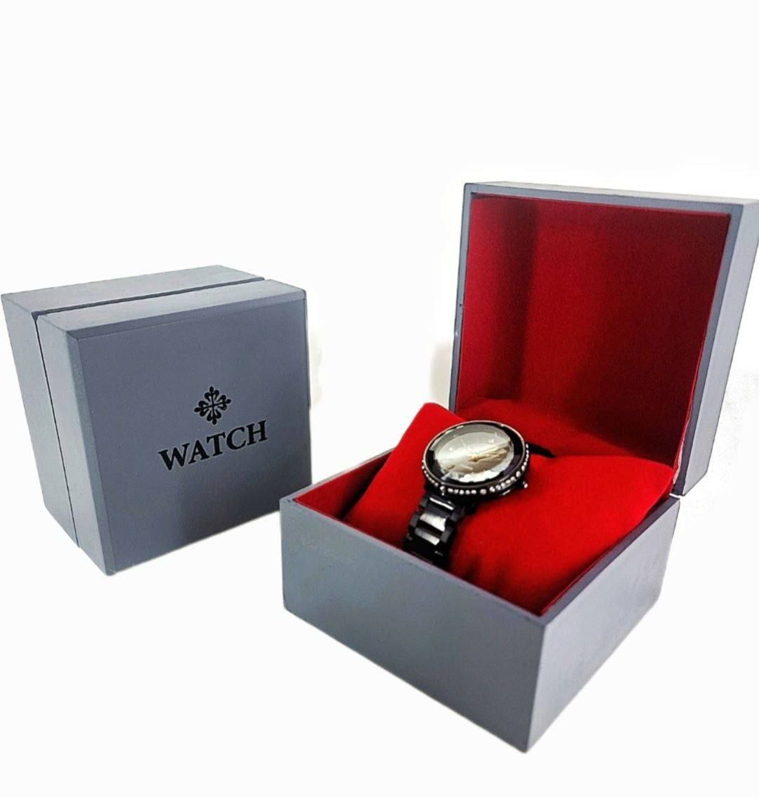 جعبه ساعت پلیمری  سبک، مقاوم، شیک