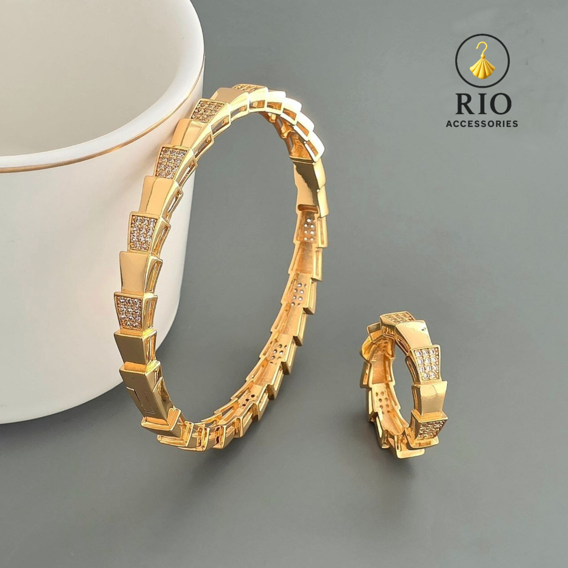 نیمست زنانه بولگاری